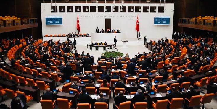 “YA BEN YA HİÇBİRİMİZ” DİYEN SİYASİLER VE SONUÇLARI!