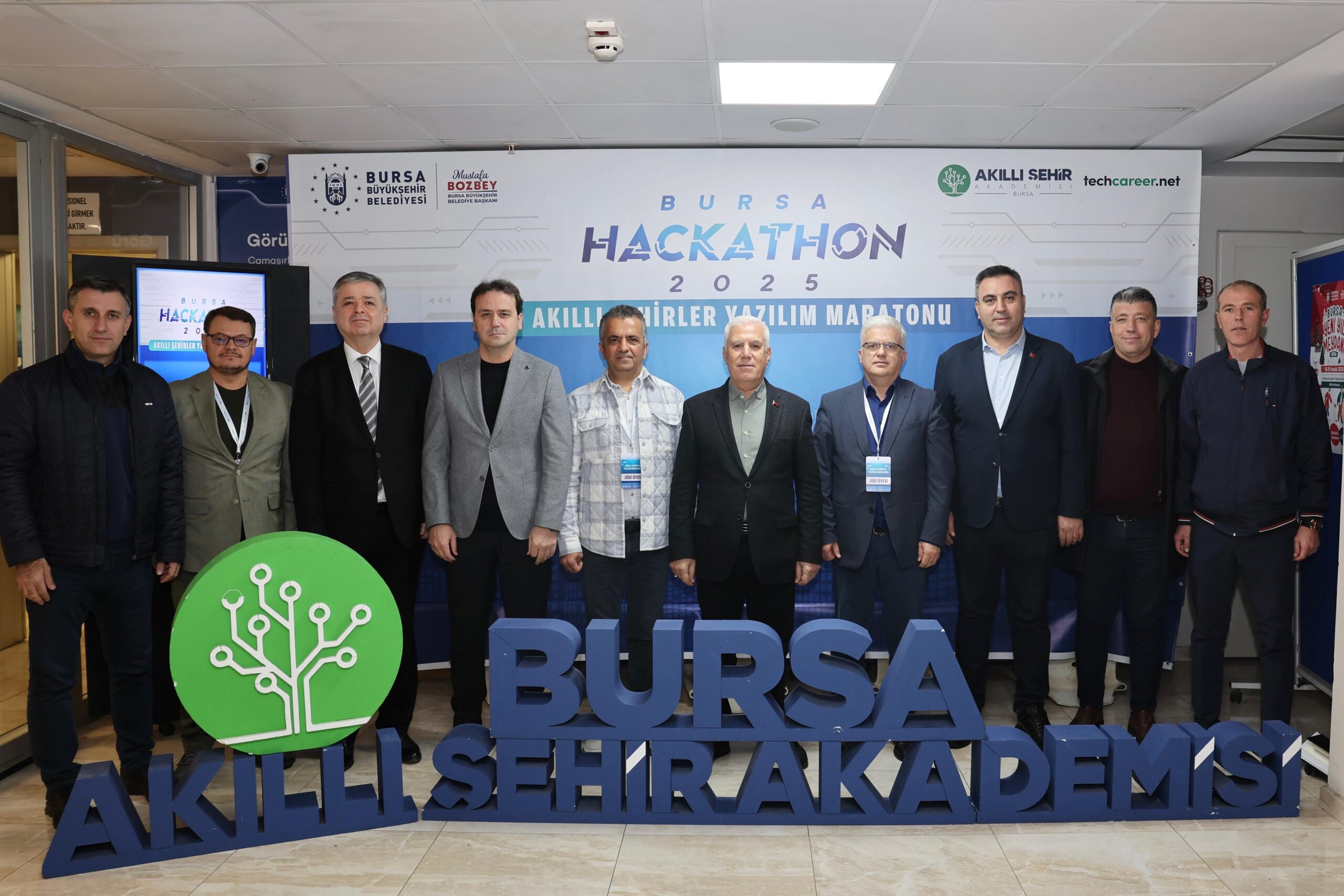 BURSANIN AKILLI GELECEĞİ HACKATHON25’TE KODLANDI
