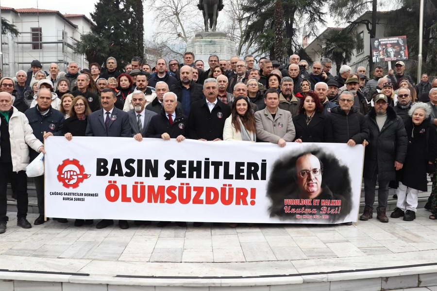 UĞUR MUMCU İÇİN BURSA’DA SEVGİ SELİ