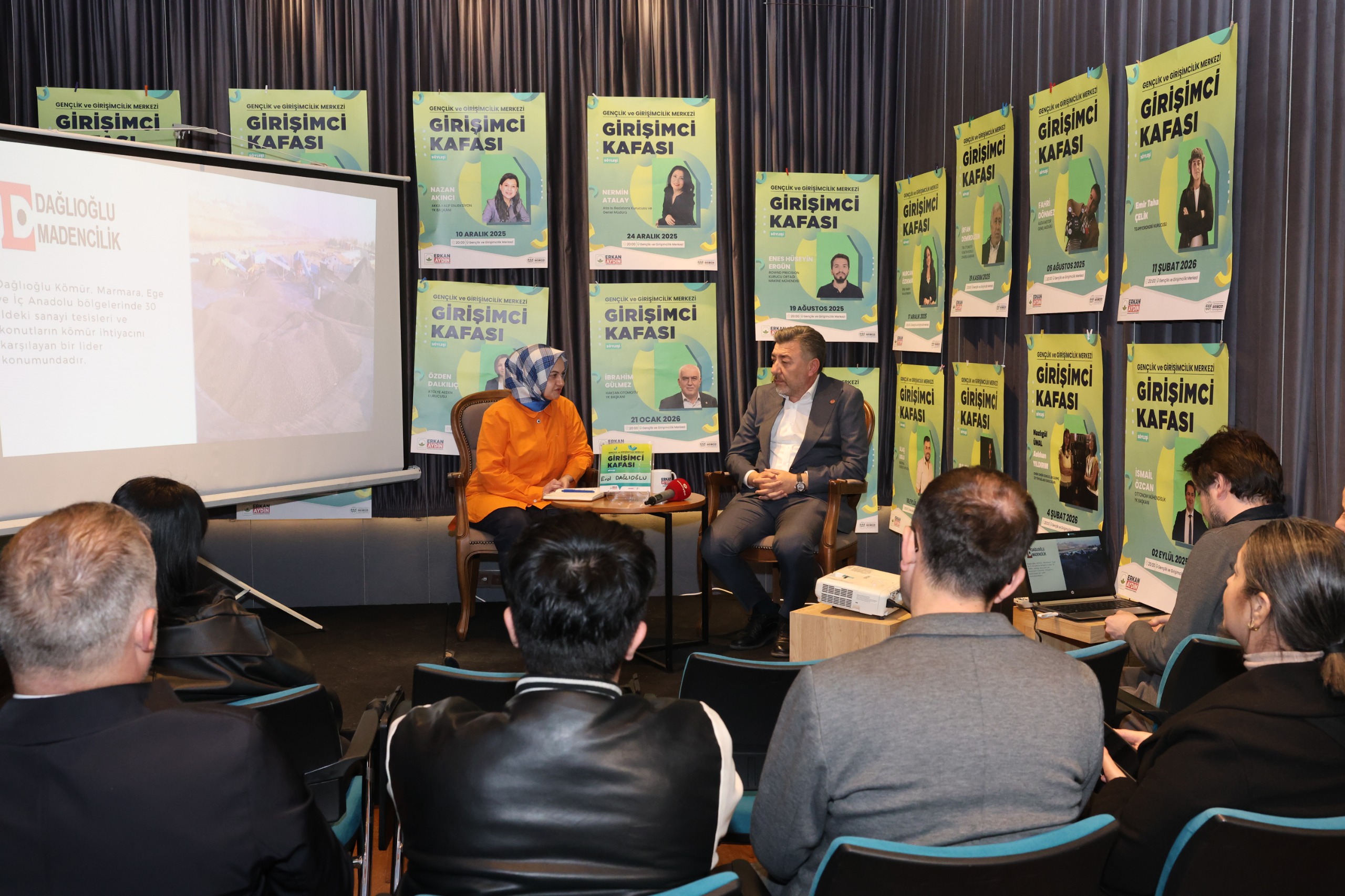 Gençlerle İş Dünyası Buluştu